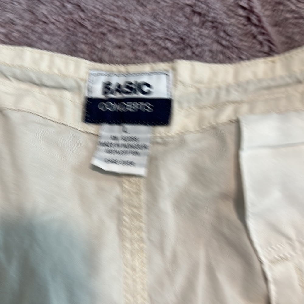 Basic Cargo Shorts - Picture 10 of 10